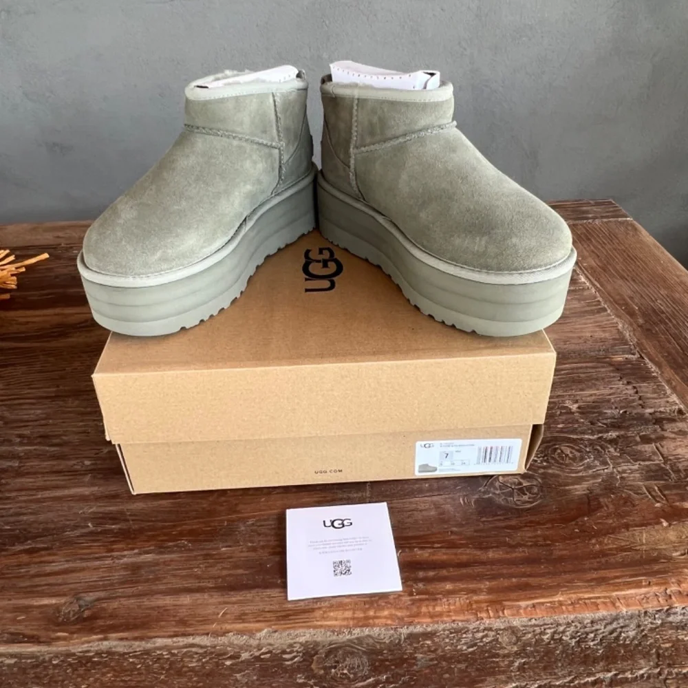 UGG CLASSIC ULTRA MINI PLATFORM MOSS GREEN BRAND NEW + PAPER SHOPPING BAGN ZS 7 - Picture 3 of 14